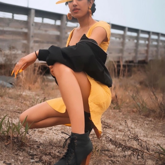 UO Mustard summer top and skirt - Picture 2 of 6